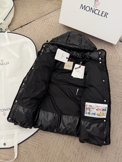 ハイクオリティダウンジャケット素材ディテール